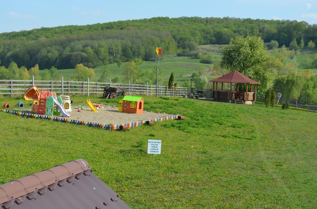 Popas Todiresti - La Iazul Cu 5 Casute Suceava Exterior photo